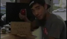 爆料网红舍友是谁啊视频,视频爆料引发热议